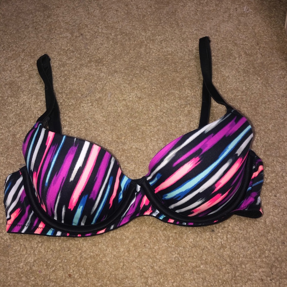 VS PINK bra